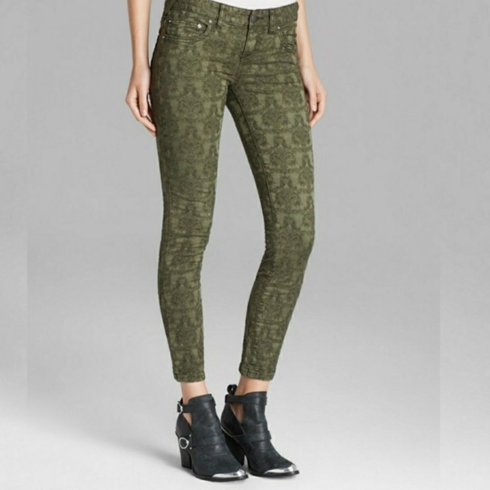 FREE PEOPLE Jacquard Skinny Jeans in Olive Green